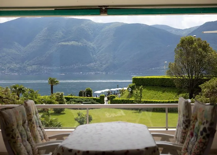 Residenza Porto Fino App 7000 * Brissago