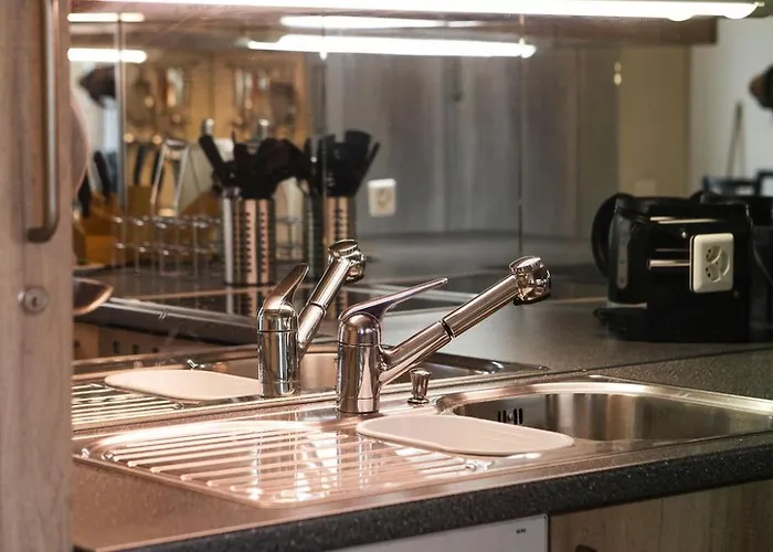 Residenza Porto Fino App 7000 * Brissago